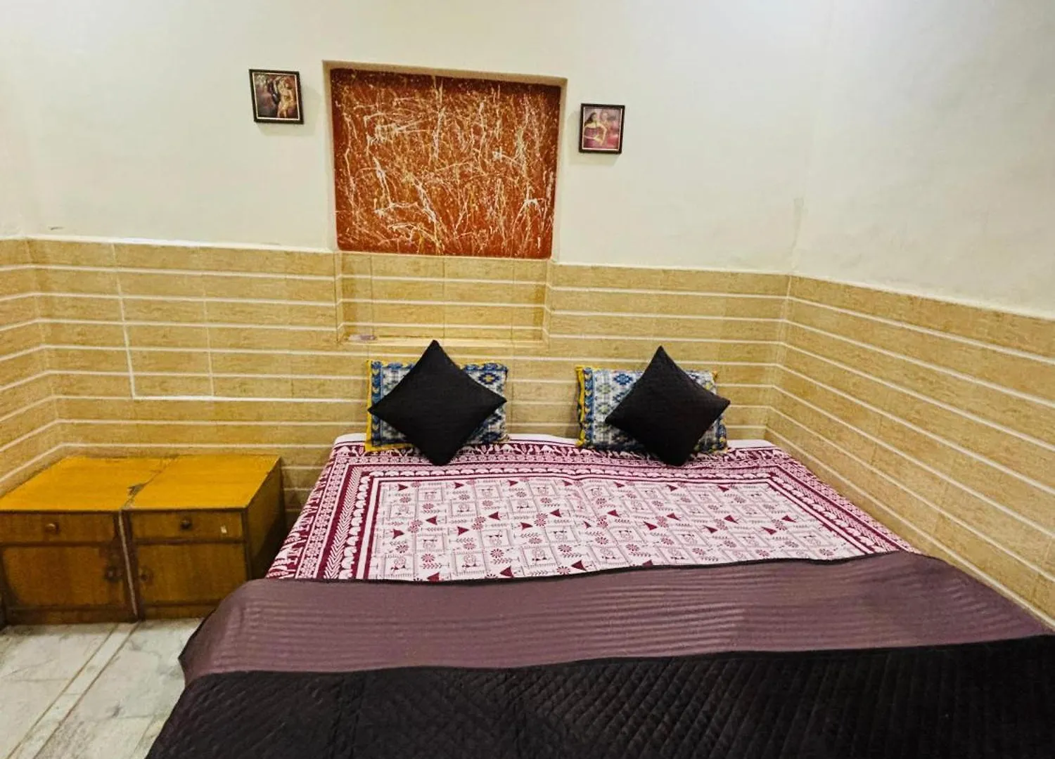 Hostal Friends Guest House & Hostel- Near Taj Mahal Agra